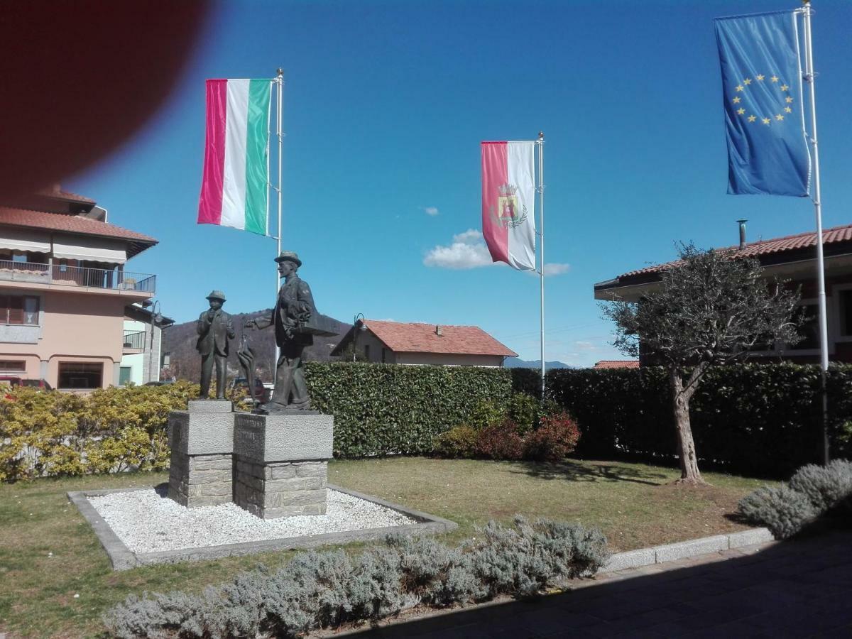 La Casa Di Nuvola Apartment Massino Visconti Luaran gambar