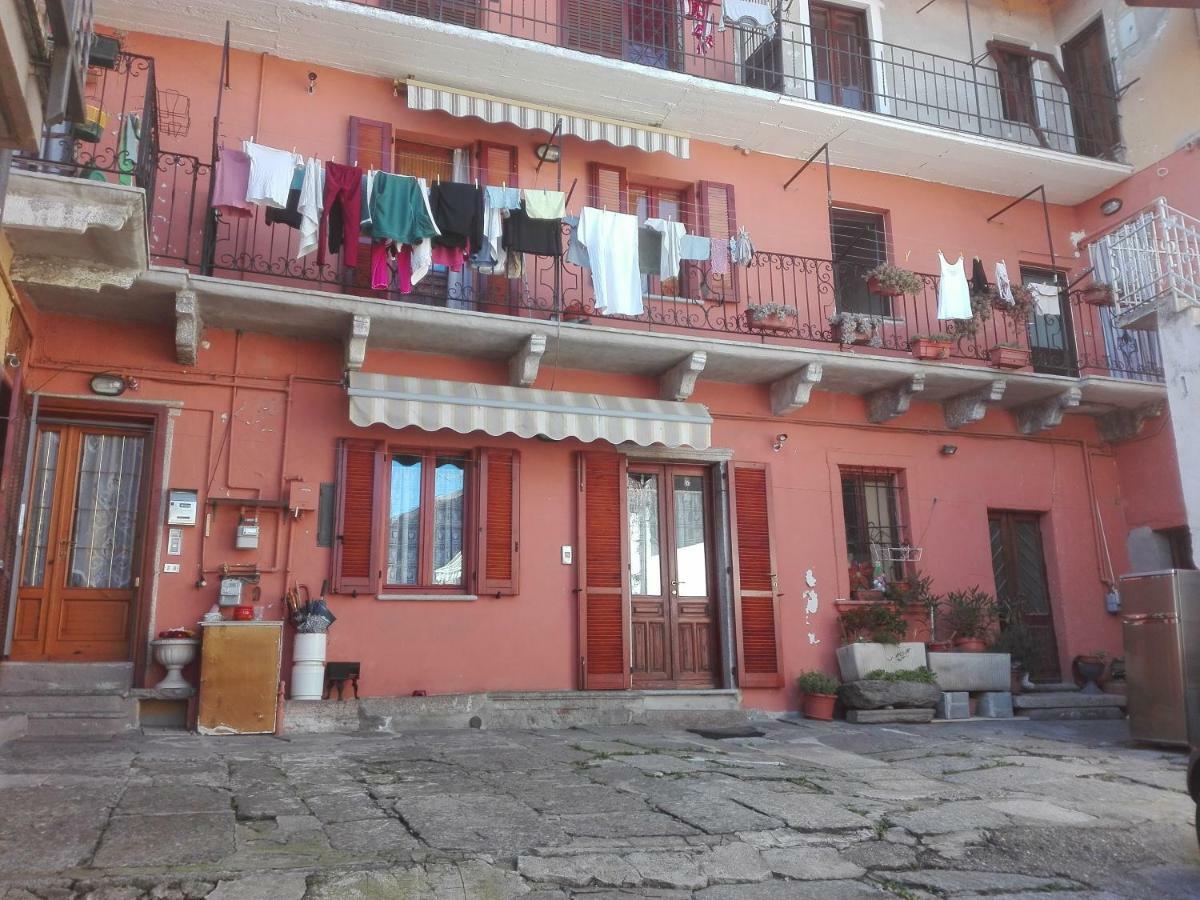La Casa Di Nuvola Apartment Massino Visconti Luaran gambar